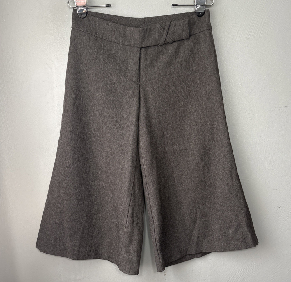 Vanity Trouser Culottes Size 3 Gray Pinstripe Wide Leg Low Rise Gaucho Pants